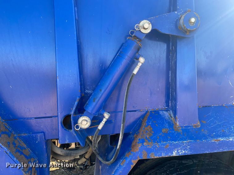 image for item DI3612 2002 Kenworth W900  manure spreader truck