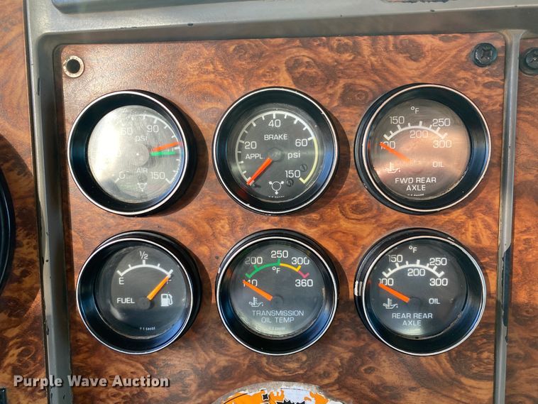 image for item DI3612 2002 Kenworth W900  manure spreader truck