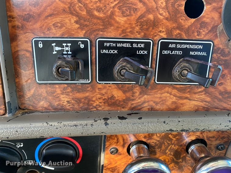 image for item DI3612 2002 Kenworth W900  manure spreader truck