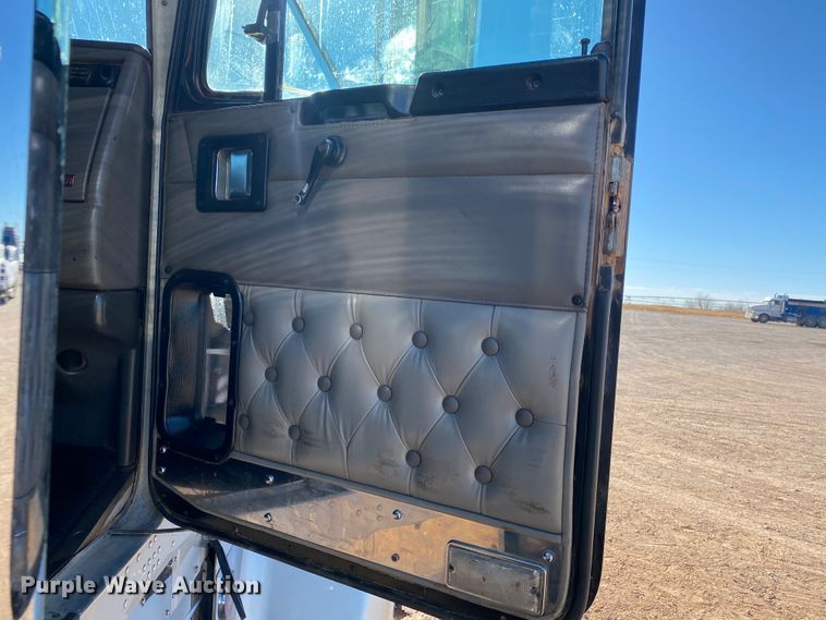 image for item DI3612 2002 Kenworth W900  manure spreader truck