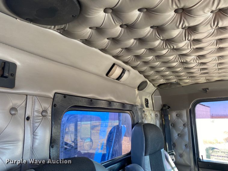 image for item DI3612 2002 Kenworth W900  manure spreader truck