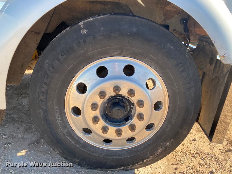 image for item DI3612 2002 Kenworth W900  manure spreader truck