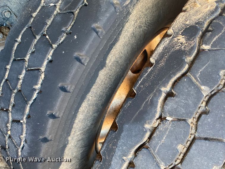 image for item DI3612 2002 Kenworth W900  manure spreader truck