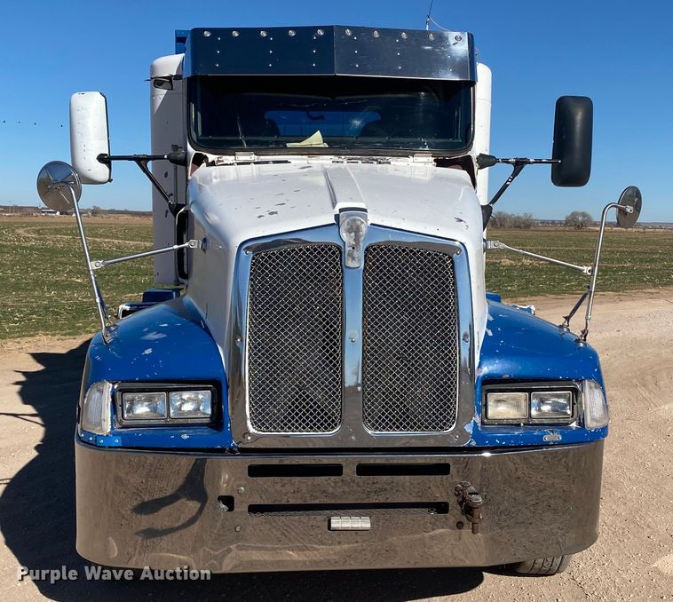image for item DI3613 1992 Kenworth T600  manure spreader truck