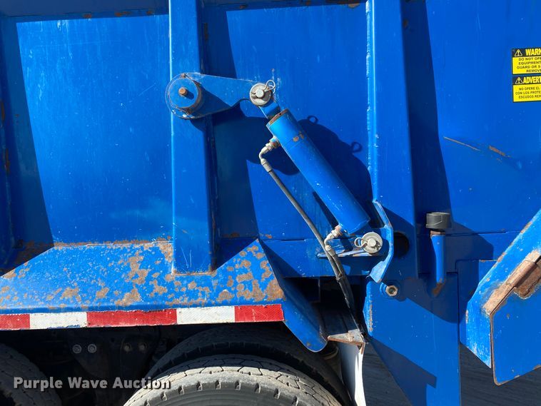 image for item DI3613 1992 Kenworth T600  manure spreader truck