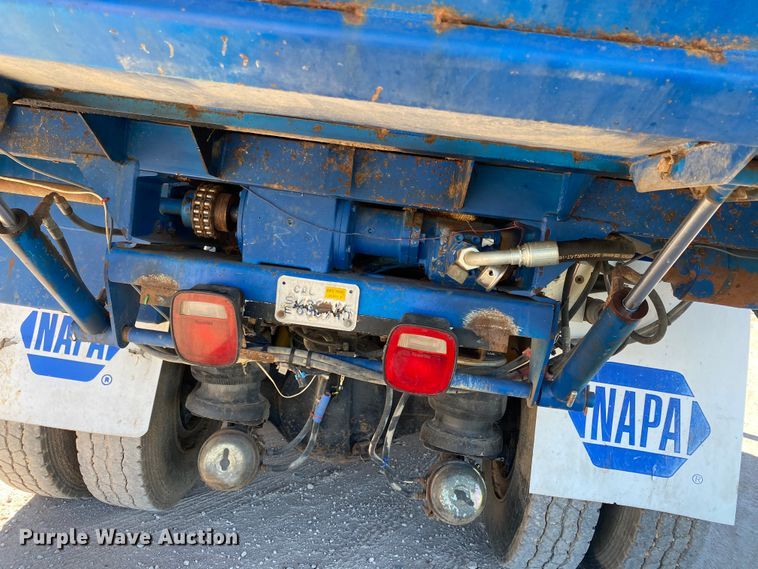image for item DI3613 1992 Kenworth T600  manure spreader truck