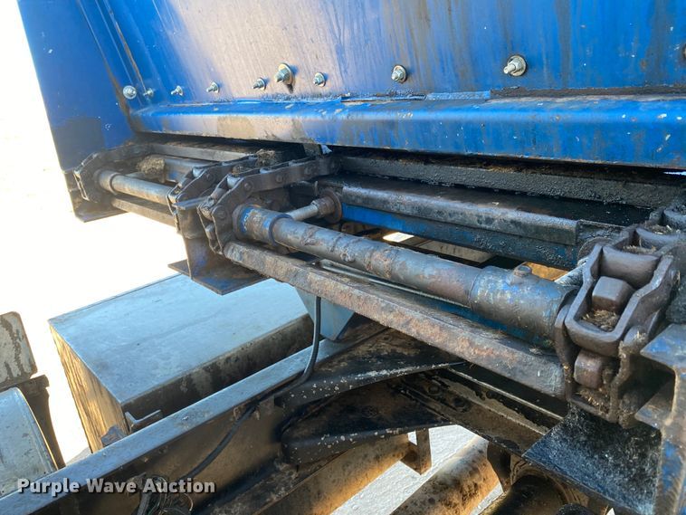 image for item DI3613 1992 Kenworth T600  manure spreader truck