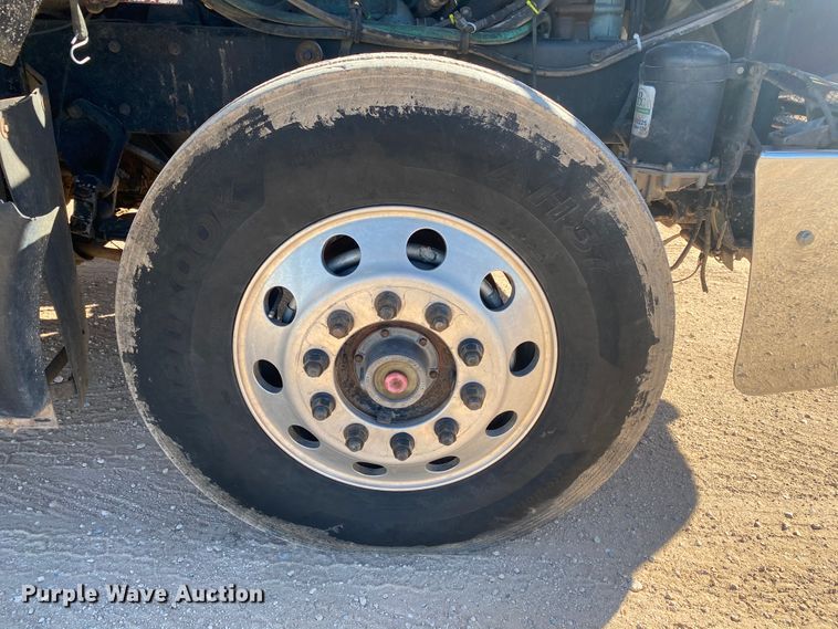 image for item DI3613 1992 Kenworth T600  manure spreader truck