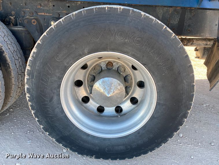 image for item DI3613 1992 Kenworth T600  manure spreader truck