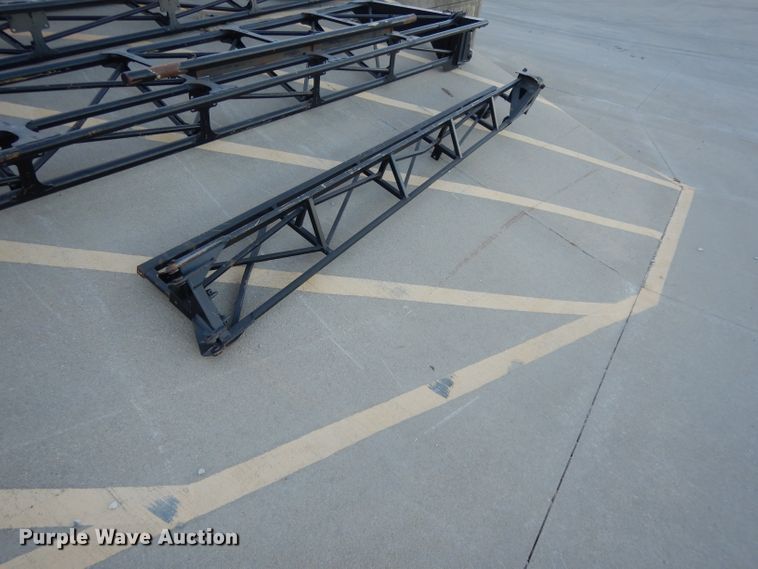 image for item DI8239 John Deere 4730 spray booms