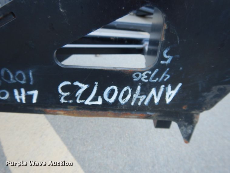 image for item DI8239 John Deere 4730 spray booms