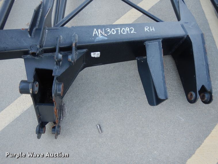 image for item DI8239 John Deere 4730 spray booms