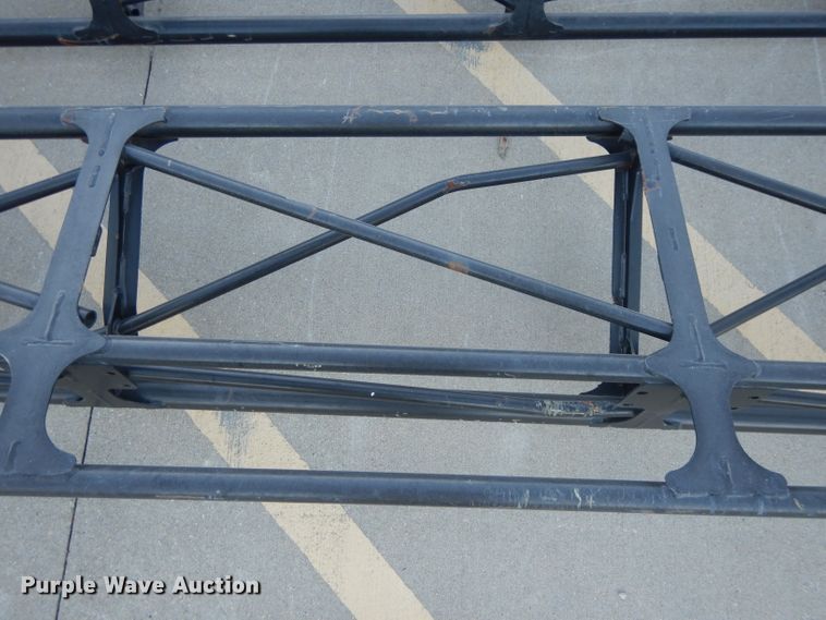 image for item DI8239 John Deere 4730 spray booms