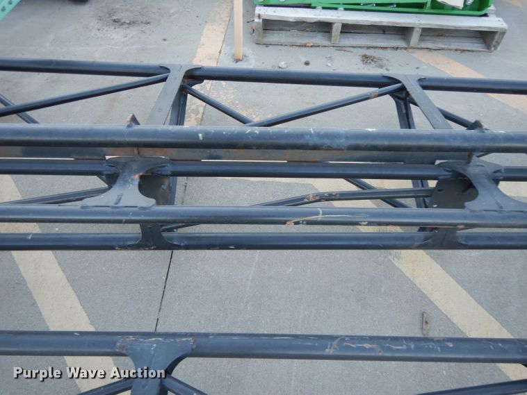 image for item DI8239 John Deere 4730 spray booms