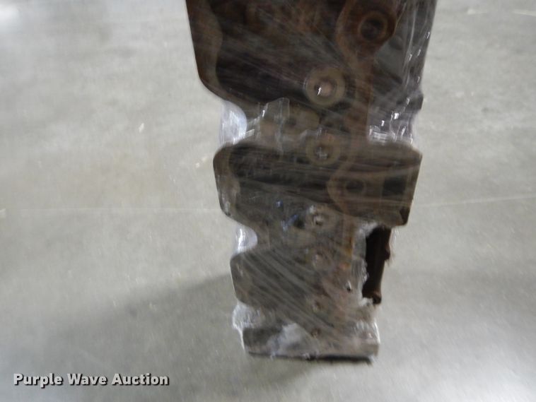 image for item DI8241 Cylinder head