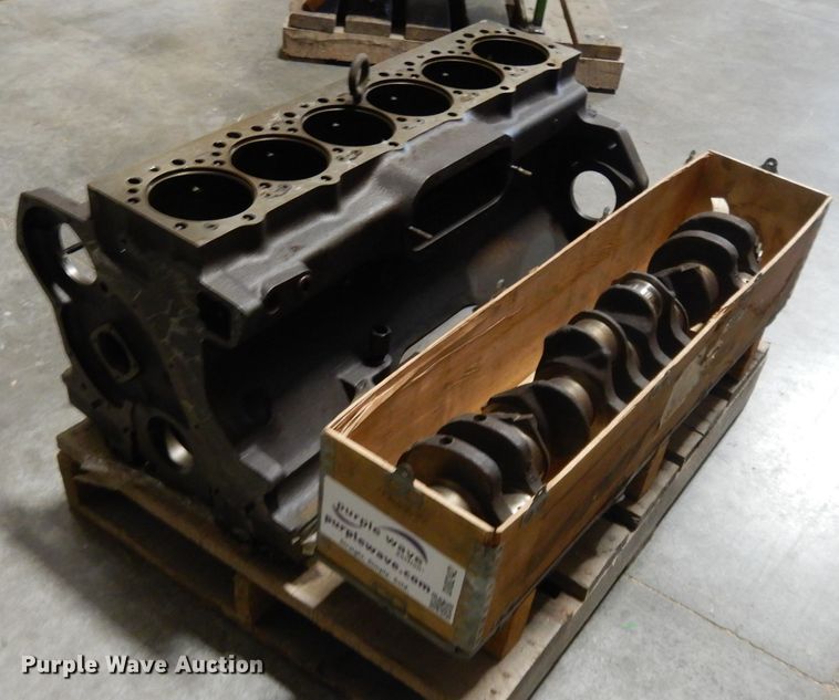 image for item DI8242 Engine block