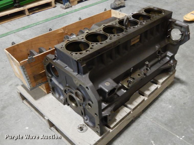 image for item DI8242 Engine block