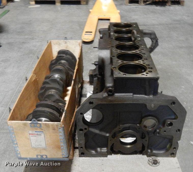 image for item DI8242 Engine block