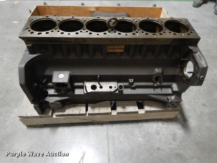 image for item DI8242 Engine block