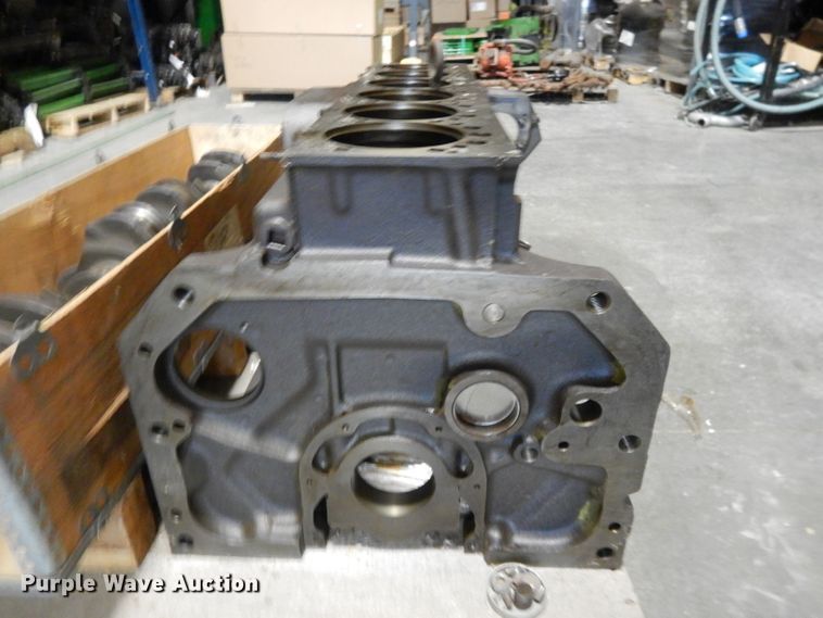 image for item DI8242 Engine block