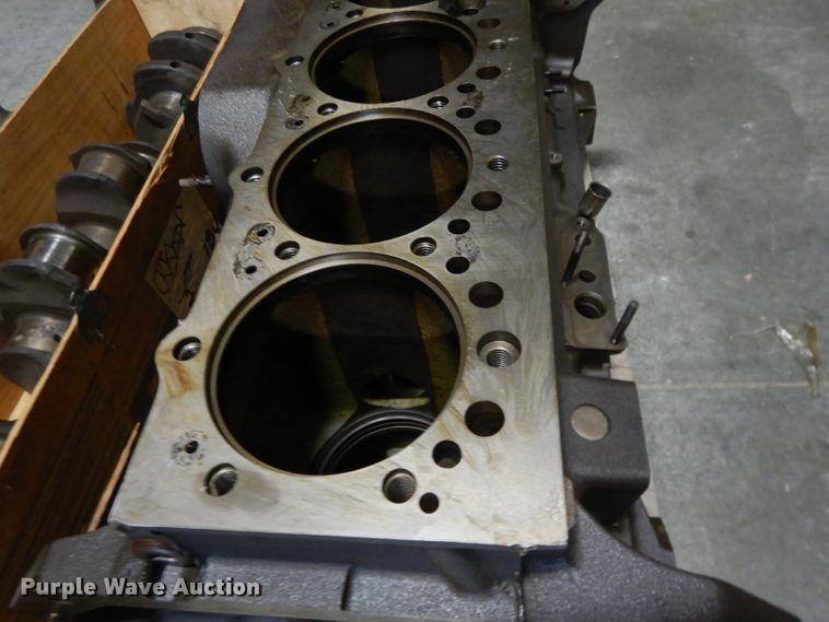 image for item DI8242 Engine block