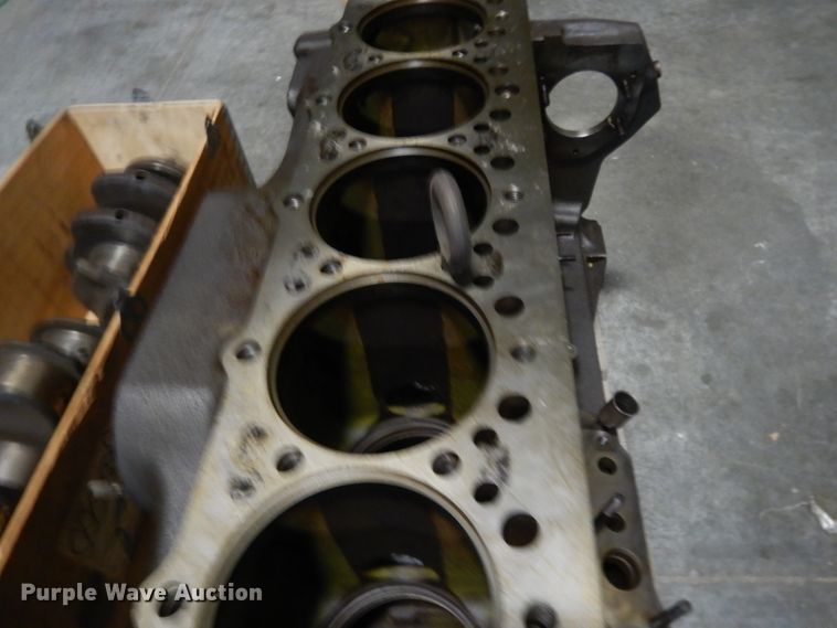 image for item DI8242 Engine block