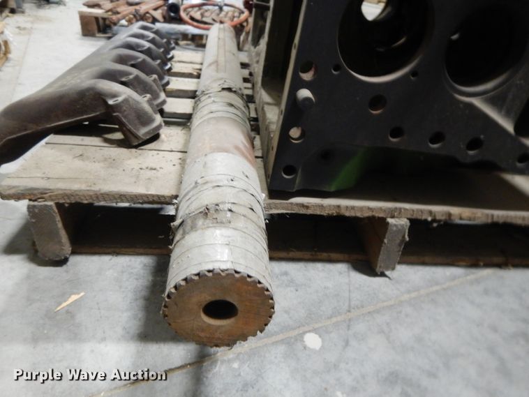 image for item DI8244 Engine parts