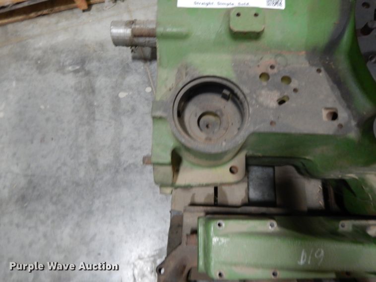 image for item DI8244 Engine parts