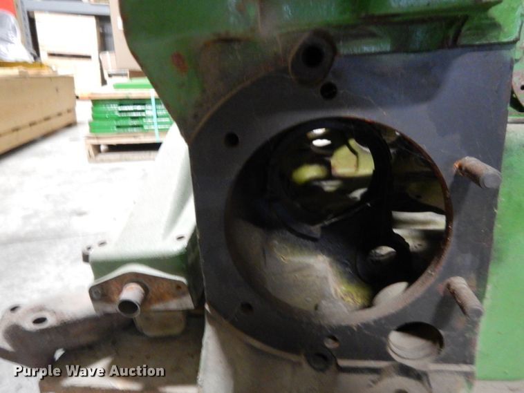 image for item DI8244 Engine parts