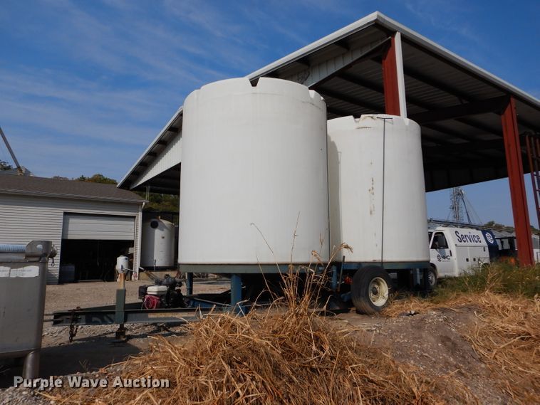 image for item DI8322 Tank trailer