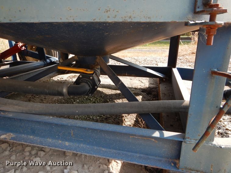 image for item DI8322 Tank trailer