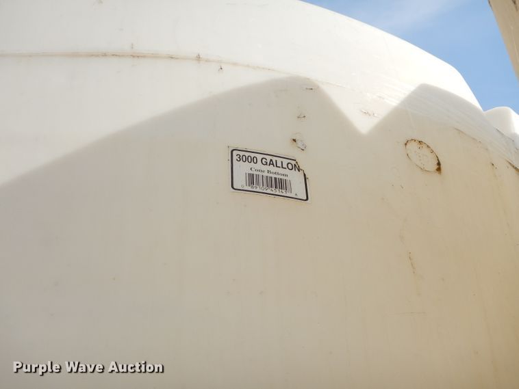 image for item DI8322 Tank trailer