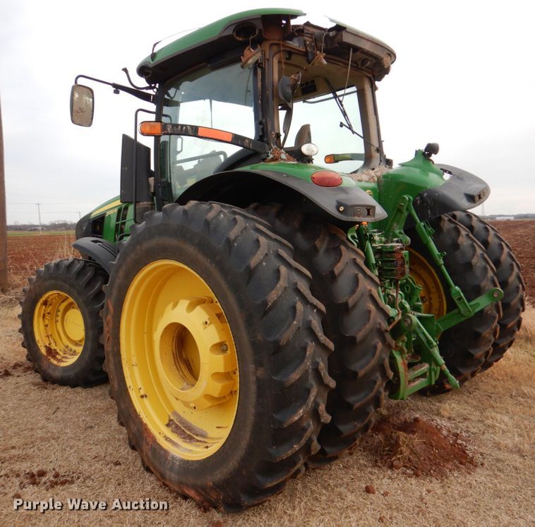 image for item DJ0361 2013 John Deere 7230R  MFWD tractor