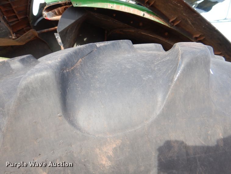 image for item DJ0361 2013 John Deere 7230R  MFWD tractor