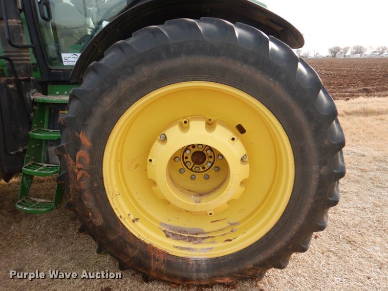 image for item DJ0361 2013 John Deere 7230R  MFWD tractor