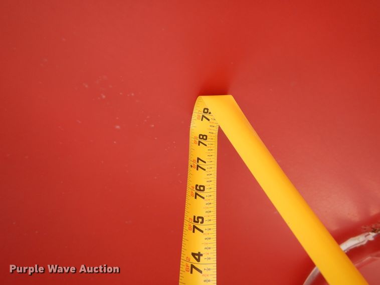 image for item DJ0760 1992 Diamond D livestock trailer