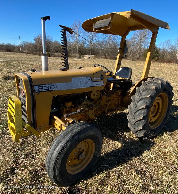 image for item EL9622 Massey-Ferguson 235  tractor
