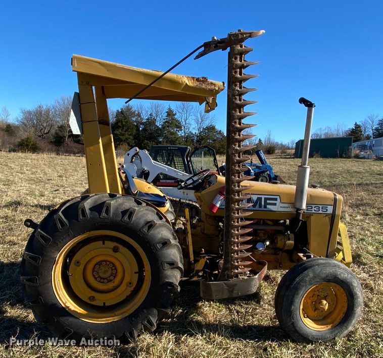 image for item EL9622 Massey-Ferguson 235  tractor