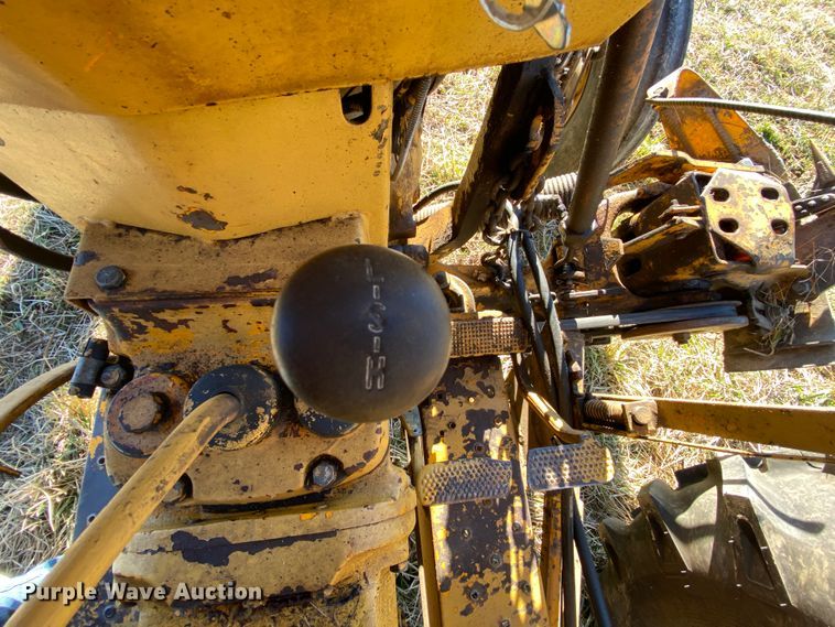 image for item EL9622 Massey-Ferguson 235  tractor