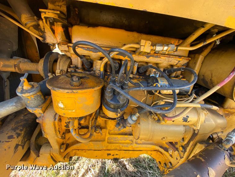 image for item EL9622 Massey-Ferguson 235  tractor