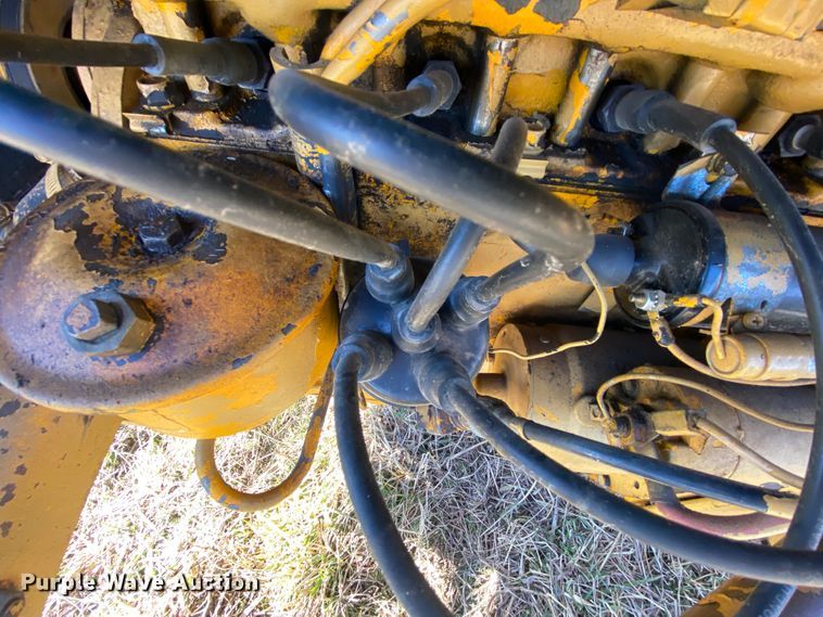 image for item EL9622 Massey-Ferguson 235  tractor