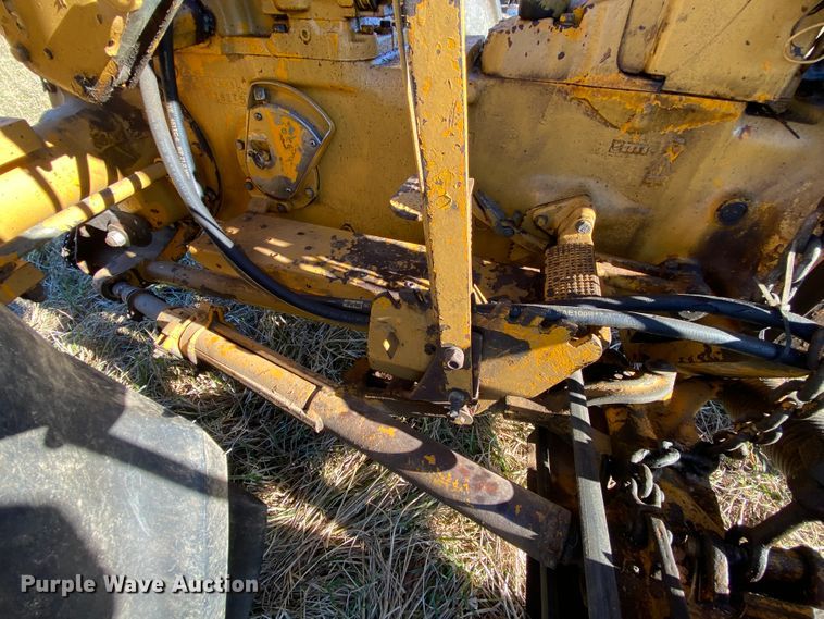 image for item EL9622 Massey-Ferguson 235  tractor