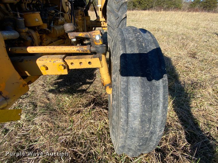 image for item EL9622 Massey-Ferguson 235  tractor