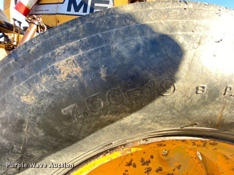 image for item EL9622 Massey-Ferguson 235  tractor