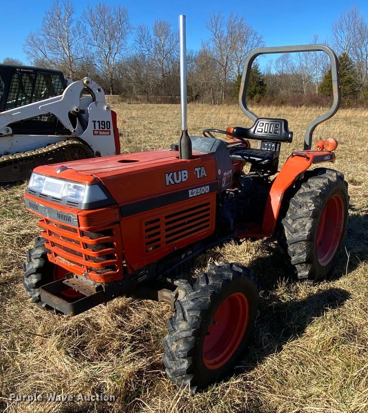 image for item EL9624 Kubota L2500  MFWD tractor