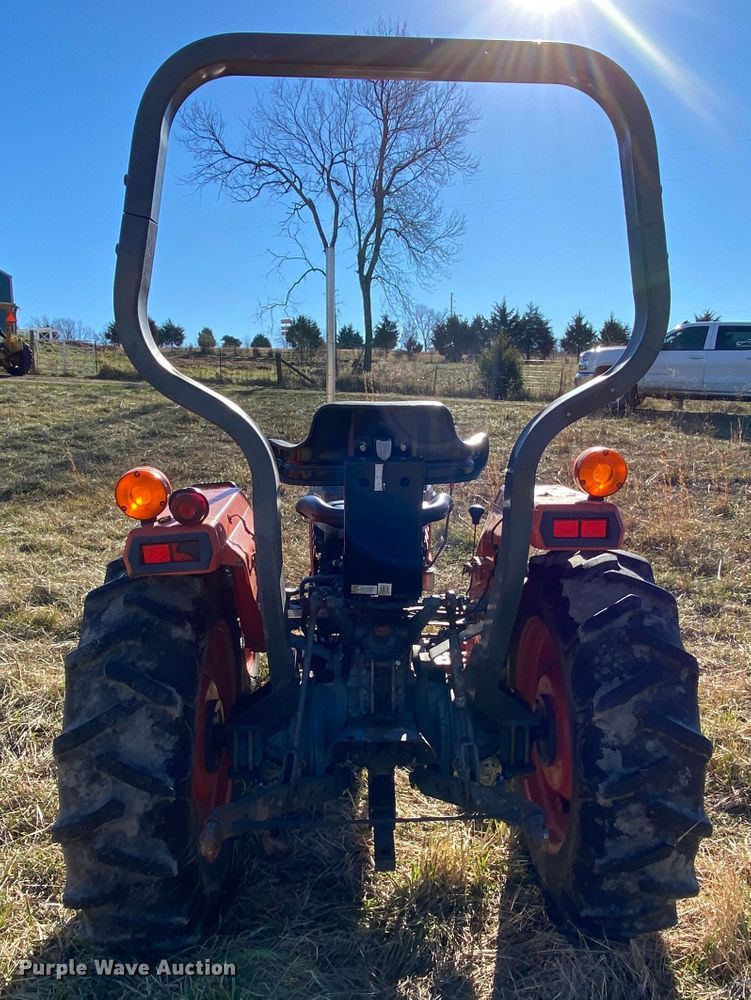 image for item EL9624 Kubota L2500  MFWD tractor