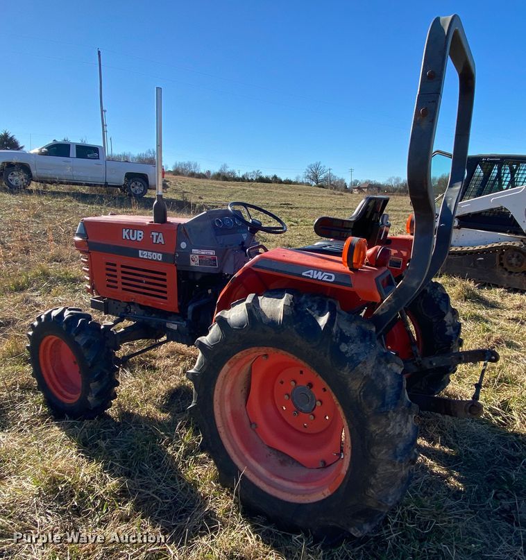 image for item EL9624 Kubota L2500  MFWD tractor