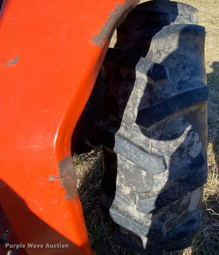 image for item EL9624 Kubota L2500  MFWD tractor