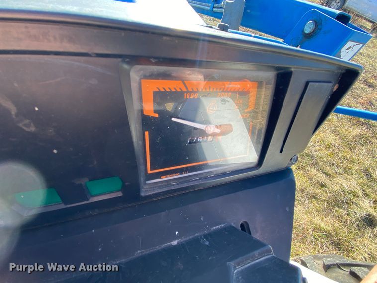 image for item EL9625 1992 Ford 1920  tractor