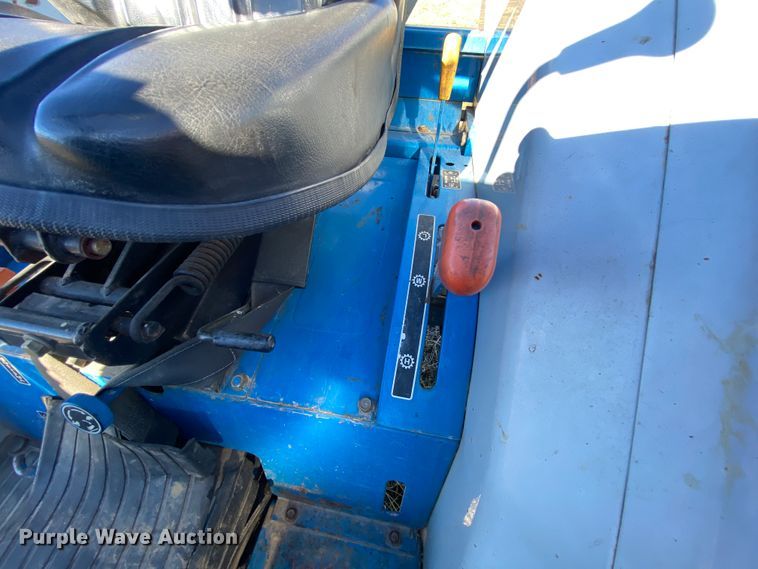 image for item EL9625 1992 Ford 1920  tractor